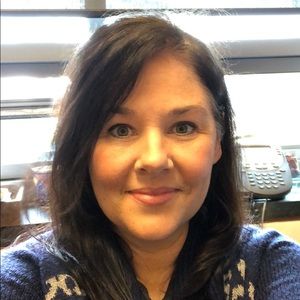 Meet your Posher, Cassandra